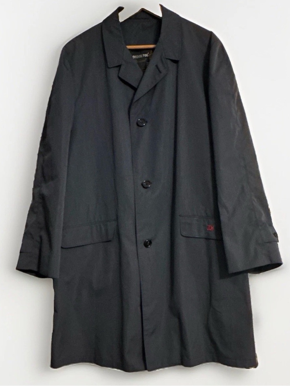 Rare dual tagged true vintage London Fog “culminate” single breasted trench coat